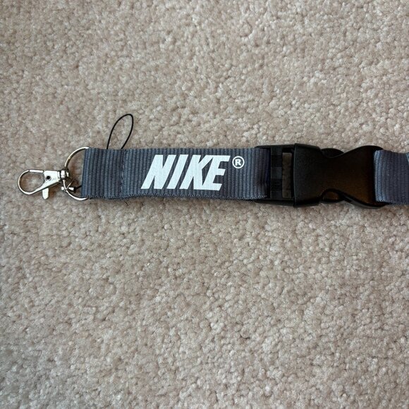 Nike Lanyards Detachable Keychain Badge ID Holders Gray White Lot of 15 NWT - Picture 2 of 3